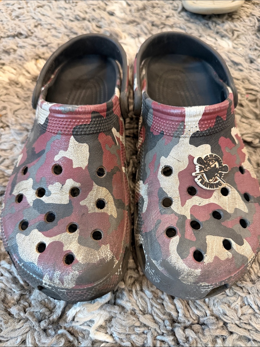 CROCS Kids Clog in Pink & Gray Camouflage